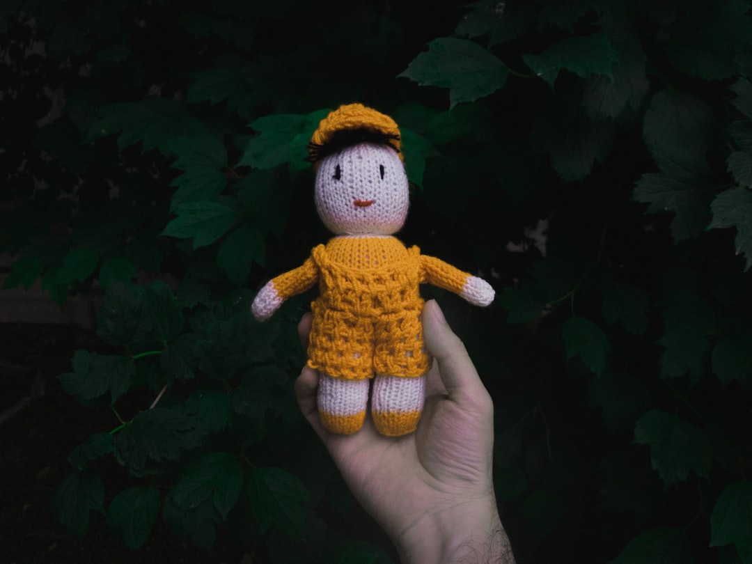 Gratis patroon voor poppetjes haken: waar je ze vindt en hoe je begint